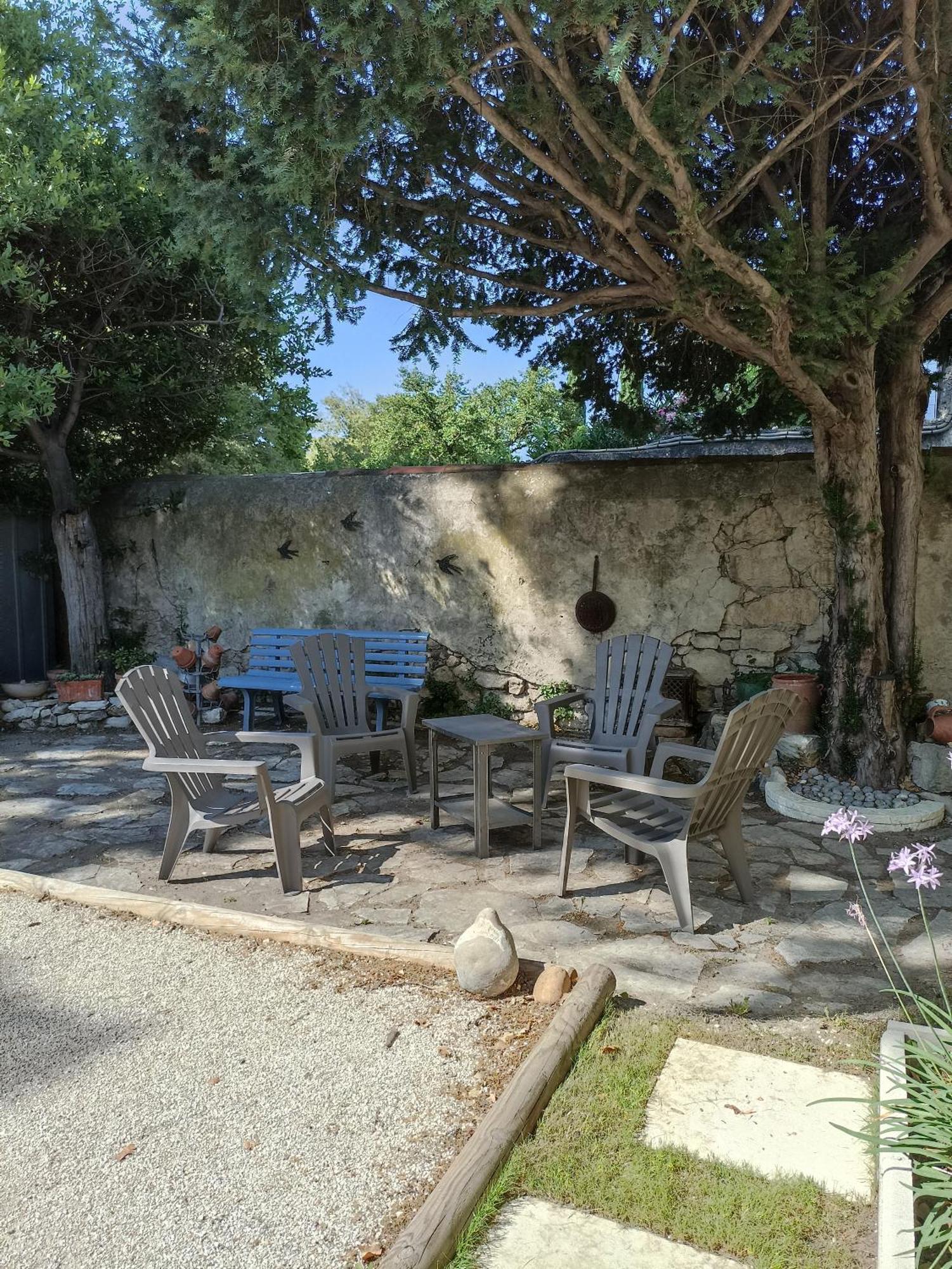 Maison Rosiris Pernes-les-Fontaines Exterior foto
